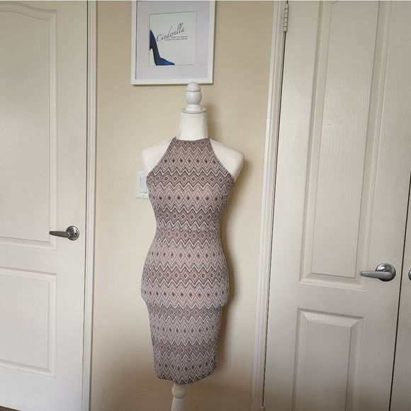 4SI3MNA Metallic Pink Backless Strappy Dress - Picture 9 of 9